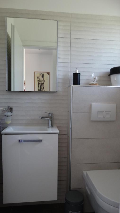 Papillon I Dolce Vita Tar-Vabriga Buitenkant foto